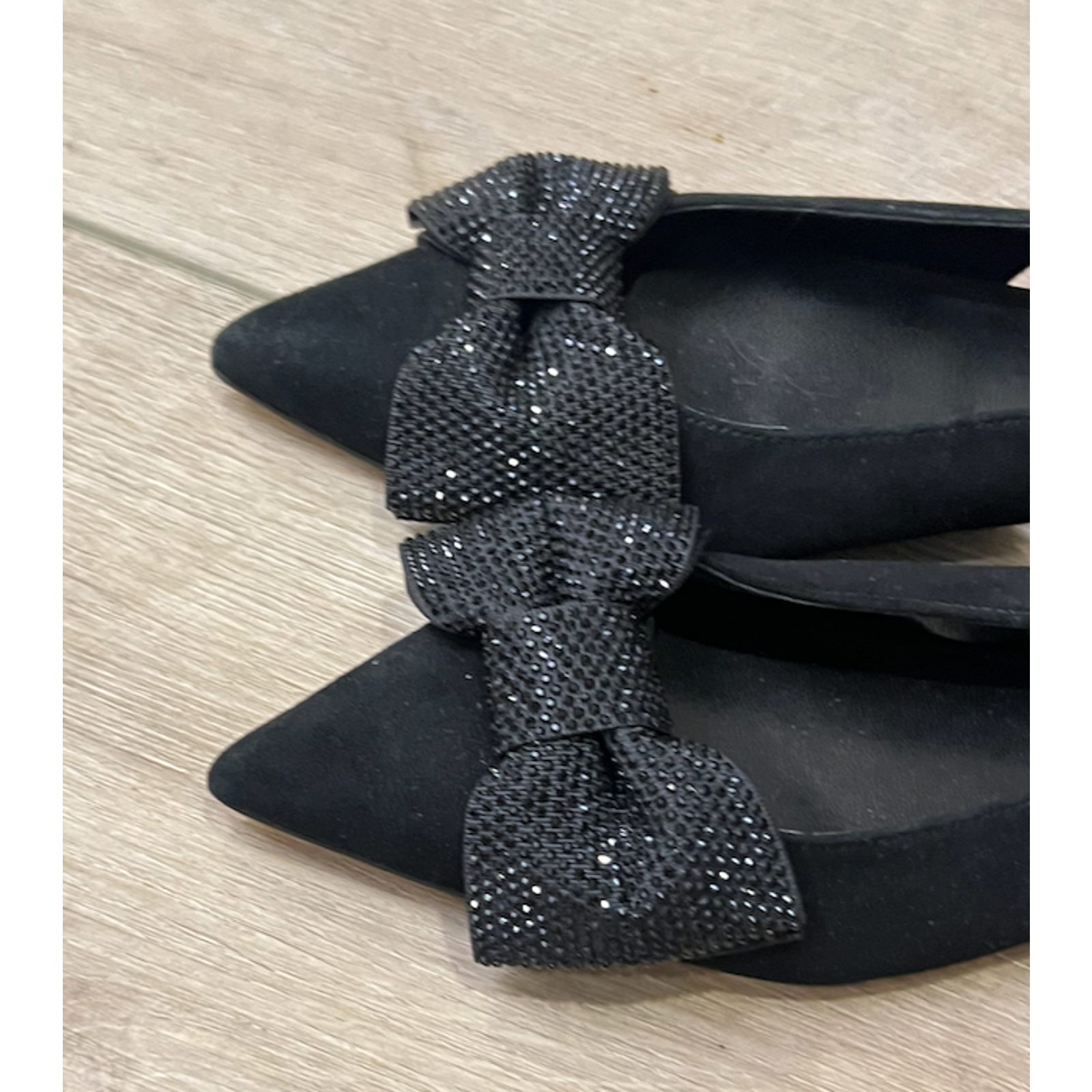 Ann Taylor Black Crystal Rhinestone Bow Pointy Toe Suede Slingback Flats Shoes 9 — image 6 of 7